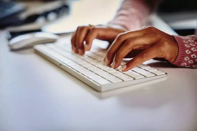Data Entry Clerk Salary in the United States