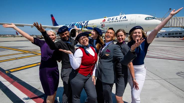 Flight Attendant Salary in the United States