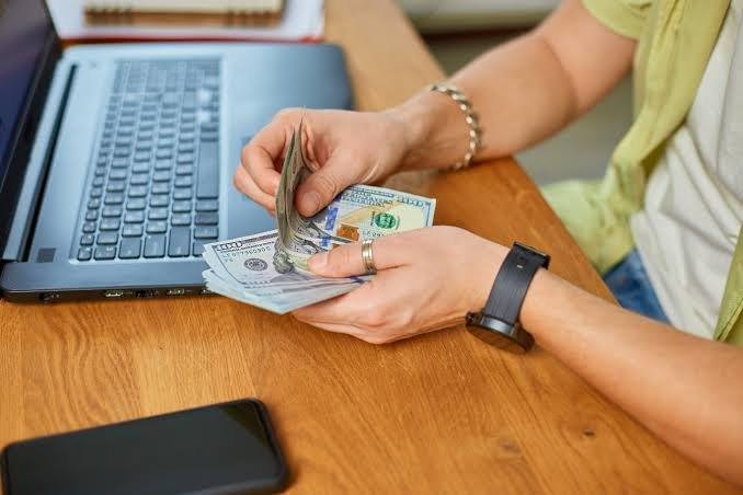 Paralegal Salary in the United States
